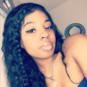 Meet your Posher, Kasey